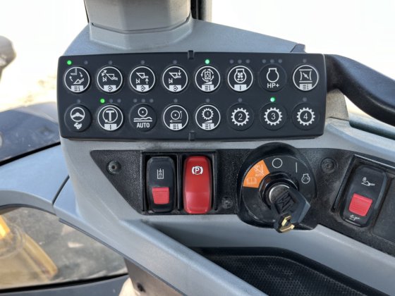 2016年卡特彼勒 938M