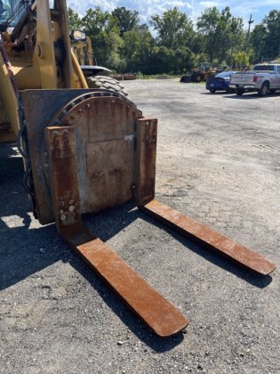 2016年卡特彼勒 938M