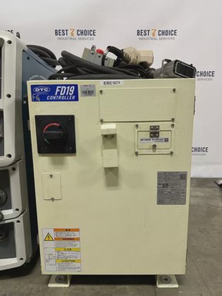 OTC Daihen FD-V8 Welding Robot