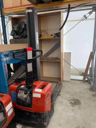 2006 BT HWE 100