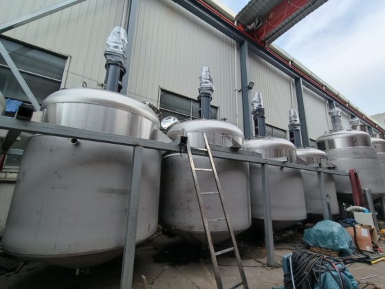 用于正极和负极材料的锂和锂混合器