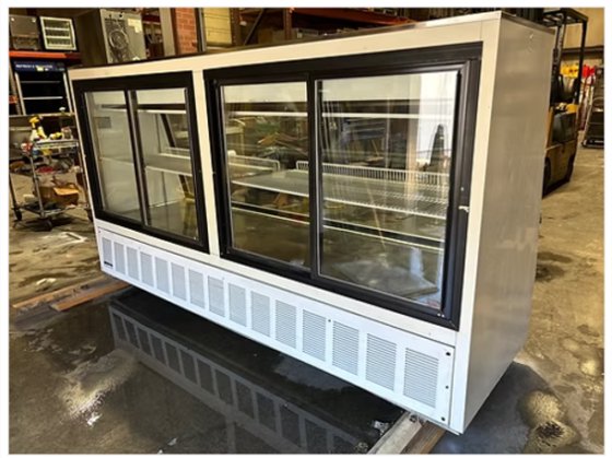 Master-Bilt 96 Inch Self Contained Meat Case in Grand Rapids, MI, USA