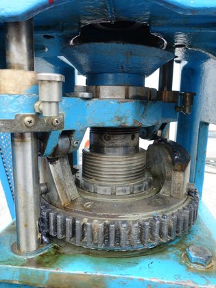 タマガワ 粉末機械 工業 TM-8