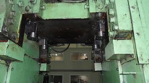 800トンナックルプレス 福井県 MDN-800