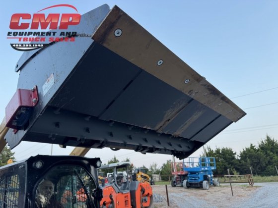 2025 Raytree RMRB72 Skidsteer 动力耙斗附件