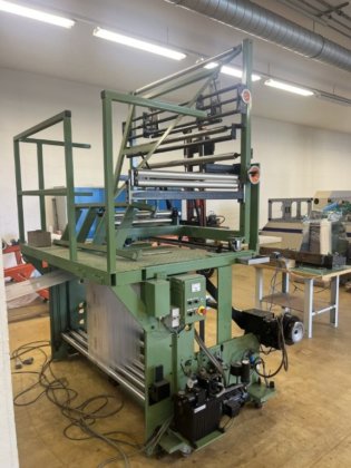 1988 Lemo folding triangle