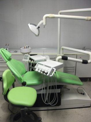 Sirona E2 Behandlungseinheit
