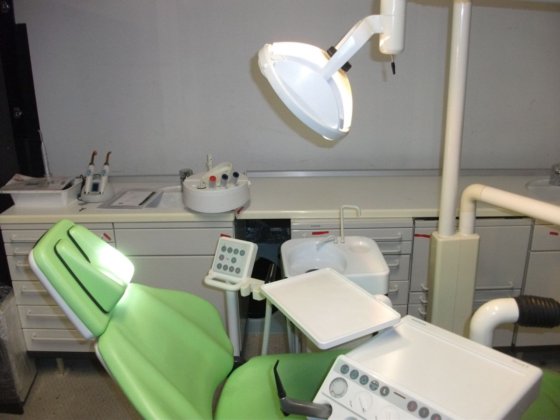 Sirona E2 Behandlungseinheit