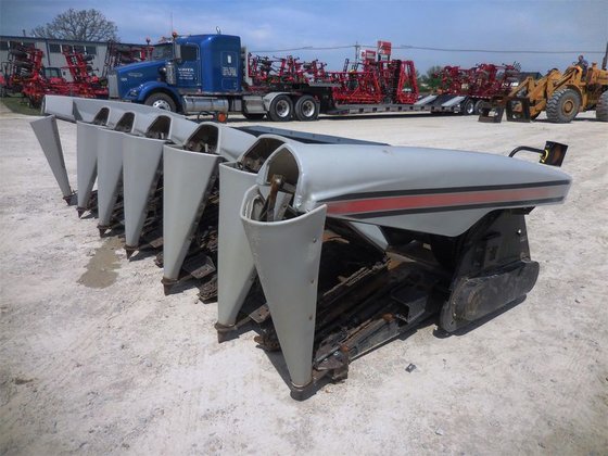 2002 Gleaner 3000 in Jeffersonville,