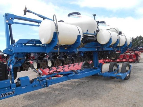 2009 Kinze 3660 in Humphrey,