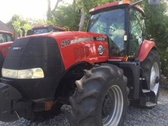 2013 Case IH MAGNUM 210