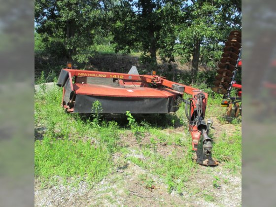 2001 New Holland 1412 in