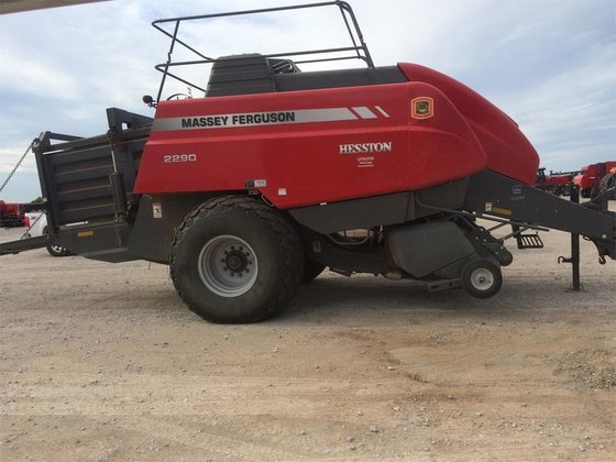 2014 Massey-Ferguson 2290 in Chickasha,