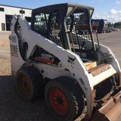 2007 Bobcat S185 in Burnsville,