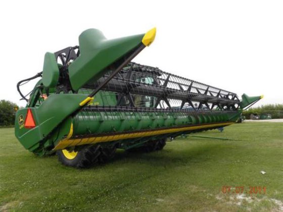 2008 John Deere 635F in