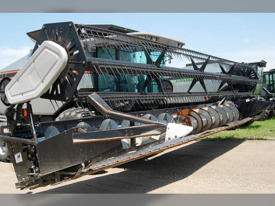 1999 Gleaner 30' in Redwood