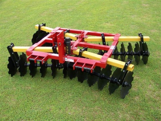 2016 BROWN BDH-900-2422 in Ozark,