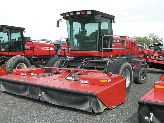 2009 Massey-Ferguson 9635 in Moses