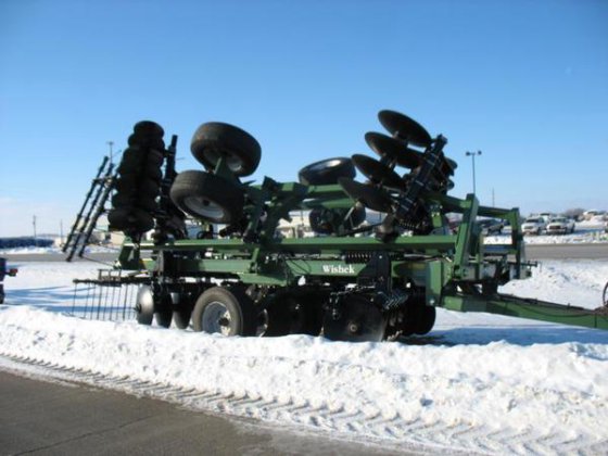 Wishek Steel 862NT in Harlan,