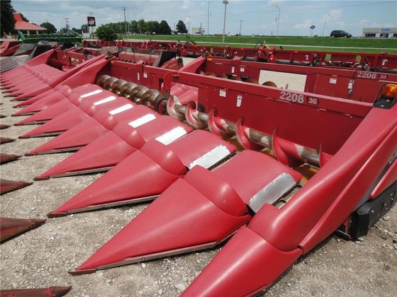 2005 Case IH 2208 in