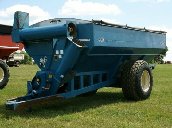Kinze 840 in Bassett, NE