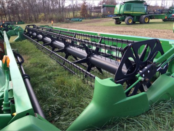 2009 John Deere 635F in