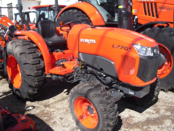 Kubota L4701HST in Newburg, WI