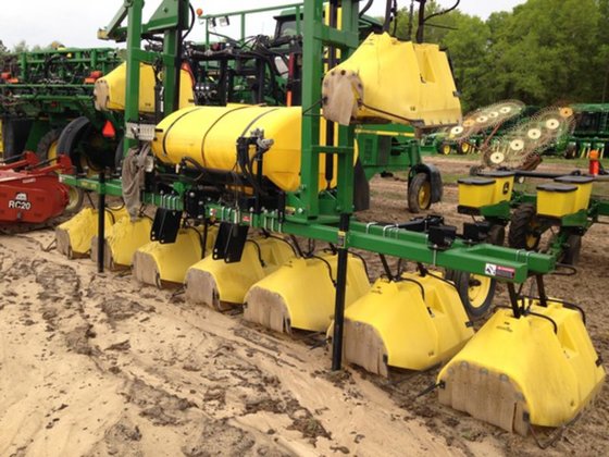 2012 LMC 8ROW in Tifton,