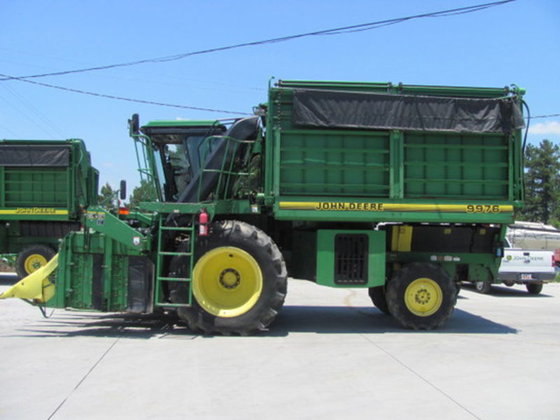 1998 John Deere 9976 in