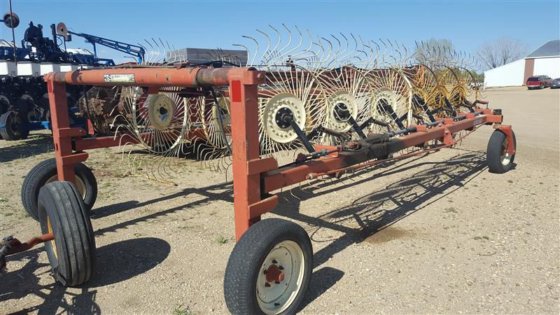 H&S BF12HC in Brookings, SD