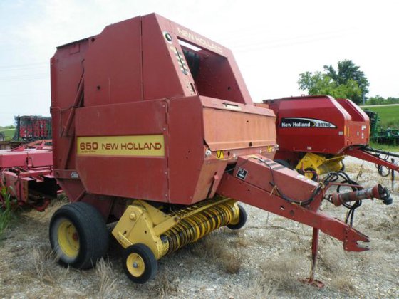 New Holland 650 in Troy,