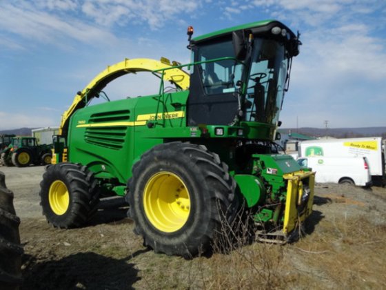 2008 John Deere 7450 in
