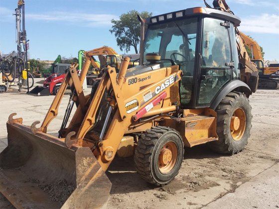2001 Case 580SM in Joplin,