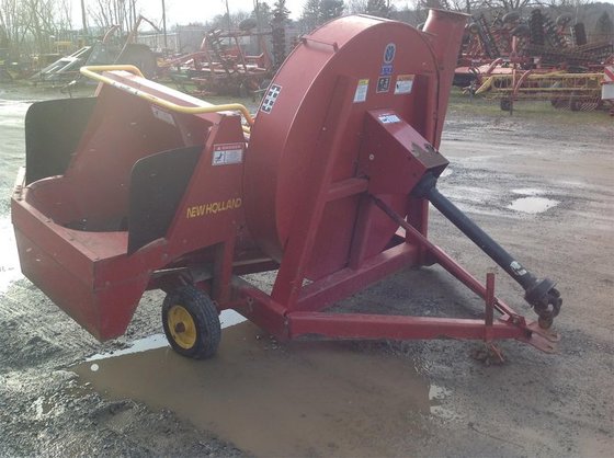 New Holland F62B in Clinton,