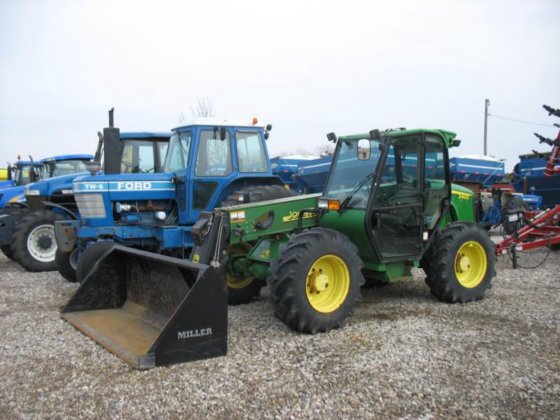 John Deere 3400 in Harlan,