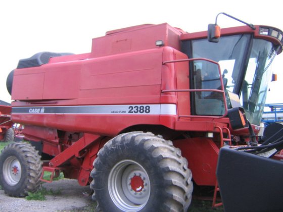 1999 Case IH 2388 in