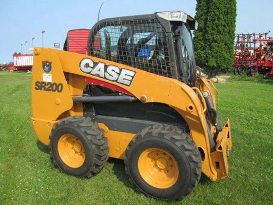 2011 Case SR200 in Waunakee,