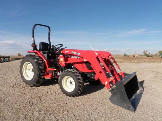 2017 Branson 3520R in Berthoud,