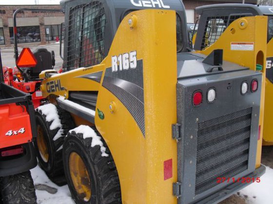 Gehl R165 in Newburg, WI