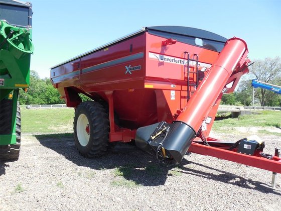 2015 Unverferth 1117 in Osceola,