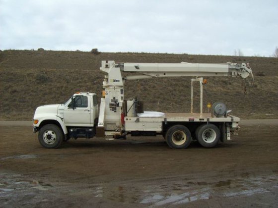 1998 Ford F800 in Craig,