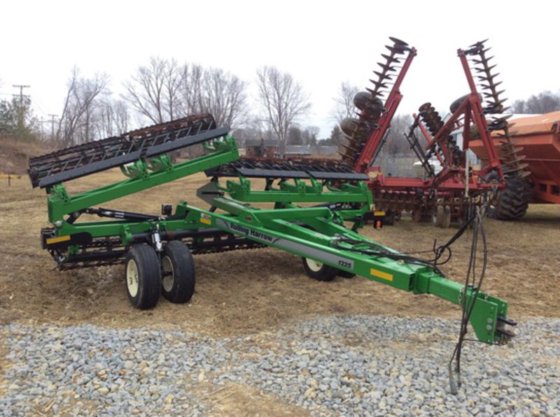 2014 Unverferth ROLLING HARROW 1225