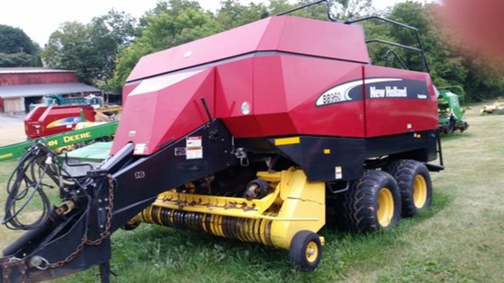 2004 New Holland BB960A in