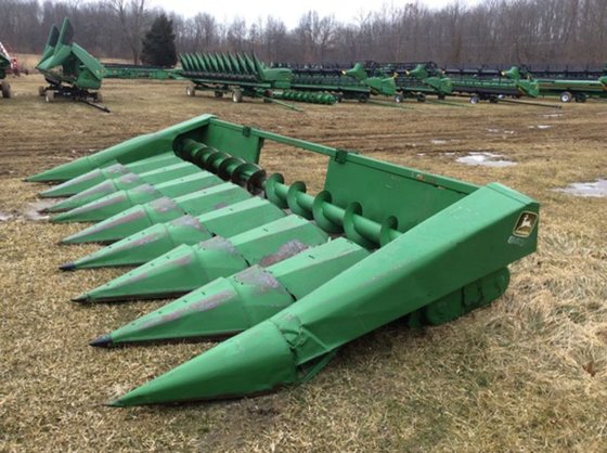 1982 John Deere 843 in