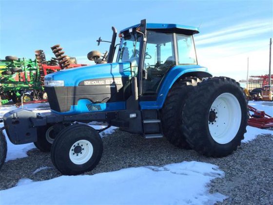 New Holland 8770 in Harlan,