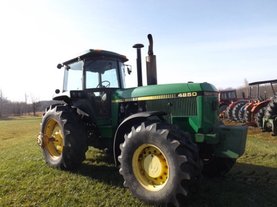 John Deere 4850 in Windber,