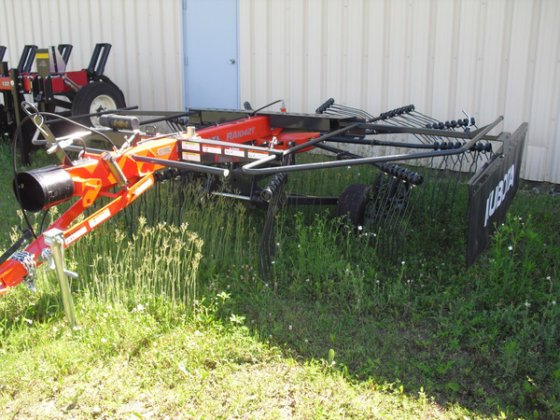 Kubota RA1042T in Newburg, WI