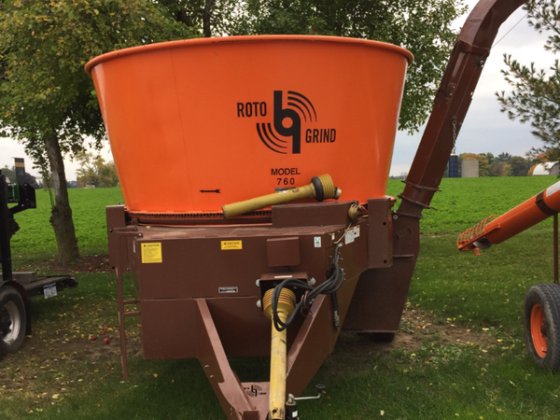 ROTO GRIND 760 in Rosebush,
