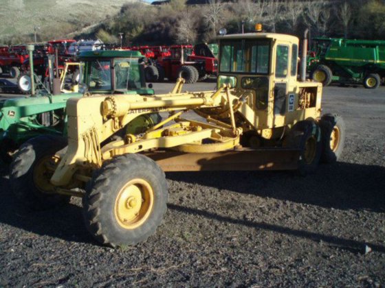 1970 Caterpillar 12F in Colfax,
