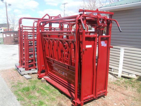 Tarter Gate head chutes in